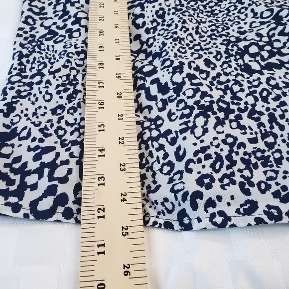 Per Seption Concept Blue Leopard Cap Sleeve V Neck Women's Top Size S - Picture 5 of 7